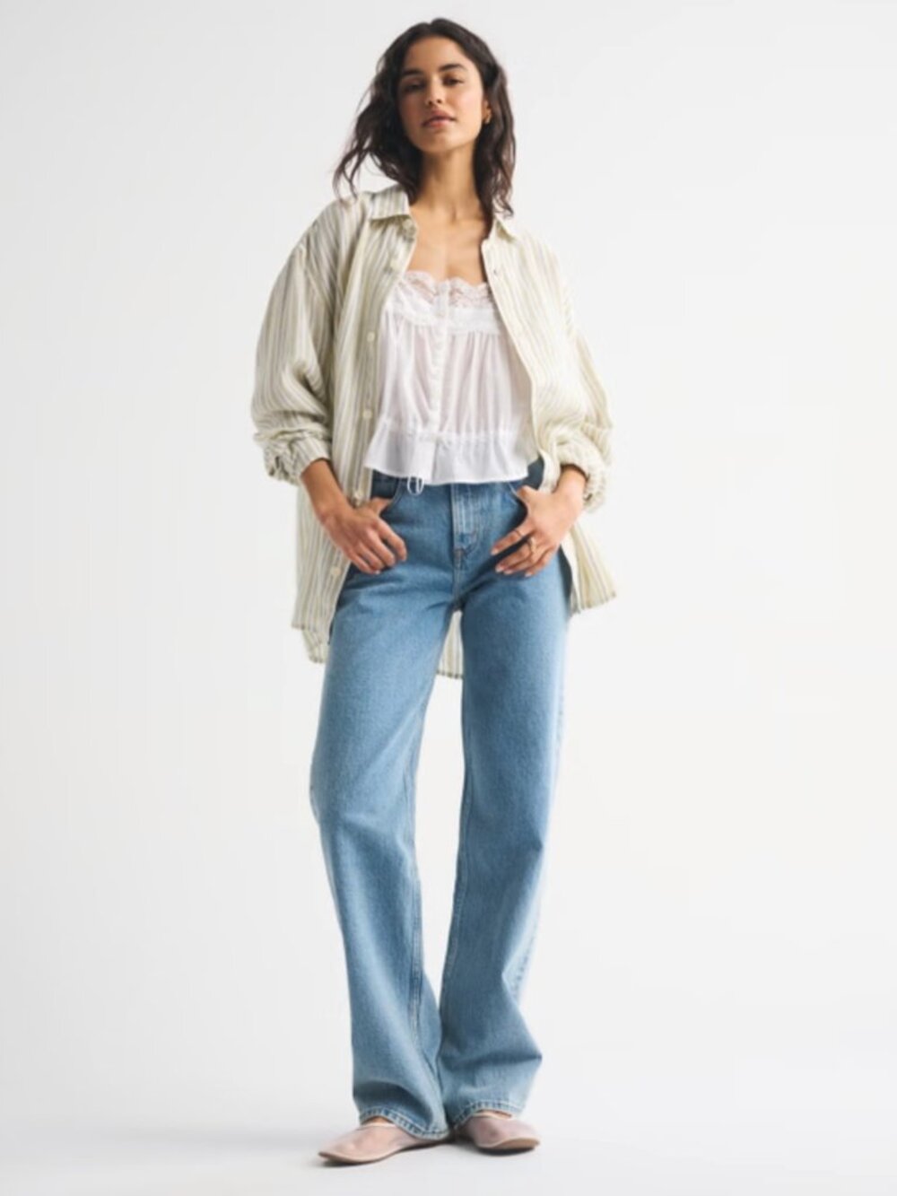 NWOT Abercrombie & Fitch The 90's Relaxed Jean High Rise - 32/14 X-Long